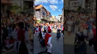 Dança no centro de Domingos Martins