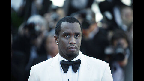 Diddy’s Former Bodyguard Claims He Kept “Tapes” of Powerful Political Figures at Infamous Parties