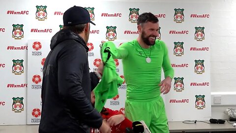 "Foster, Foster! Jersey NOW!" | Ryan Reynolds interrupts press conference to take Ben Foster's shirt