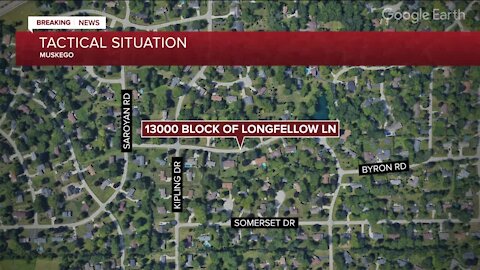 Muskego police respond to tactical situation, urge area residents to take shelter