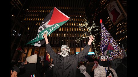 Protesters Bear Down on Christmas Tree Lighting Ceremony