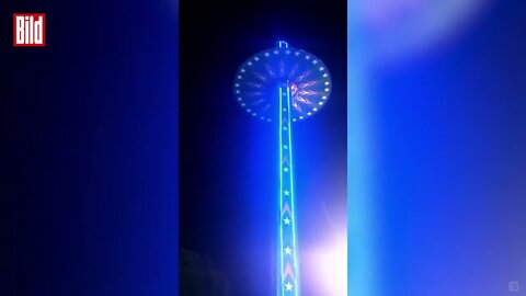 Fahrgeschäft kracht bei Kirmes Unfall brutal zu Boden Indien