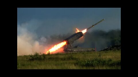 Russian military use flamethrower launcher to shell Ukrainian troops in Mykolaiv