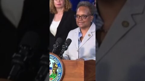 Chicago Mayor Lori Lightfoot Announces 10pm Weekend Curfew for Teenagers