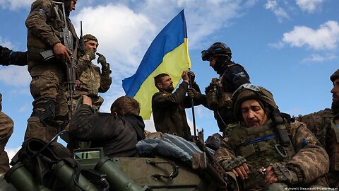 Ukrainian soldiers storm Russian trench in terrifying video of assault on Wagner in Bakhmut