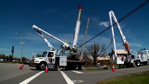 'It's not good,' electric company worker says of Southwest Florida power outages