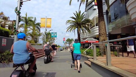 Broadbeach Walk in Early Morning | Gold Coast - Australia