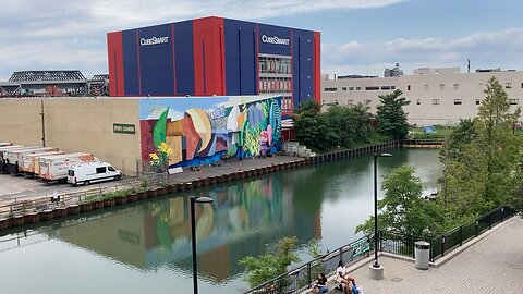 Brooklyn’s First Whole Foods & Roof Greenhouse (Gowanus Canal)