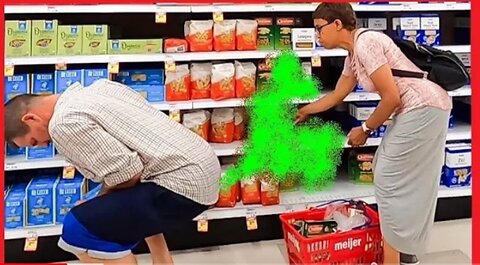 FARTING with EXTRA SAUCE!!! 😂😂 (Funny Wet Fart Prank)