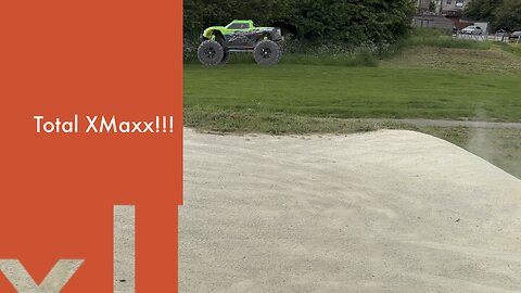 Traxxax Xmax bashing