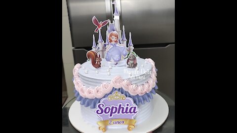 Sophia the first cake decoration