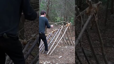 Building a Bushcraft Camp & Survival Shelter!