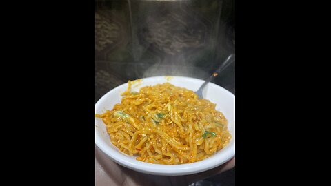 Korean style spicy garlic Maggi