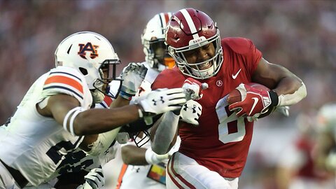 33 days until Alabama Football 🐘🔥 Josh Jacobs breaks three tackles for a 33 yard TD against Auburn!