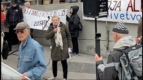 Marianne Liljeholt, modig sjuksköterska, står upp för barnen, Manifestationen Avslöja ALLA lögner!