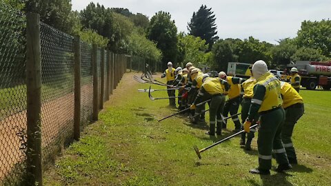 SOUTH AFRICA - Cape Town - Joint Operation for the 2019/20 Fire Season between United States and South Africa (Video) (UEL)