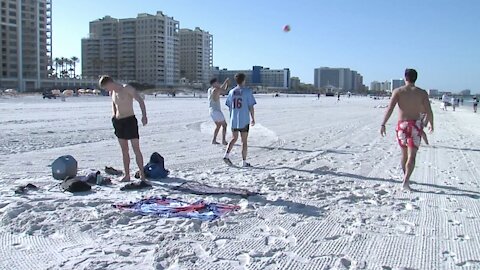 Some College Students Are Snagging Vaccines To Travel For Spring Break