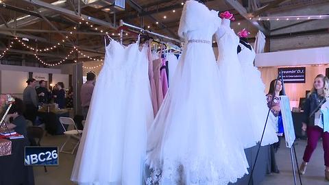 Bridal show held in downtown Green Bay