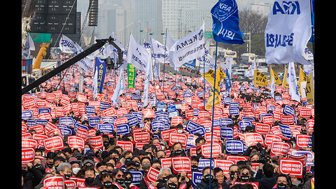 South Korea doctors’ strike: government moves to suspend thousands of medical licenses