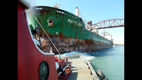 Mottler leaving the South Branch, Chicago River April 26th, 2019