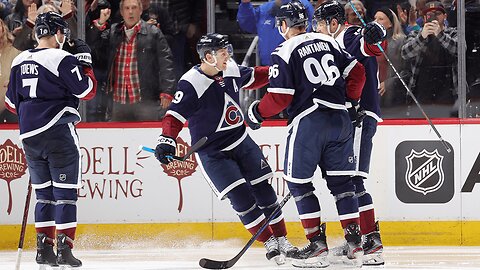 MacKinnon's streak reaches 18 games