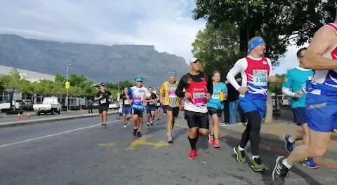 SOUTH AFRICA - Cape Town - FNB Cape Town 12 ONERUN 2019 (Video) (3Vg)