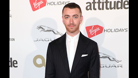 Sam Smith slid into Curtis Pritchard's DMs!