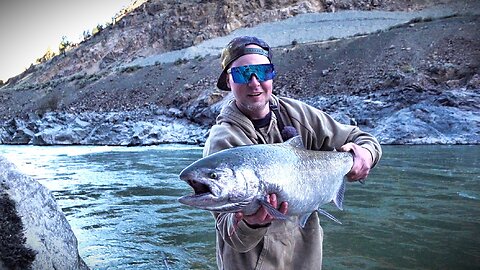 BIG Chinook Salmon Like The BUTT JUICE (Soft Beads + Twitch Jigs = 🔥🔥🔥)