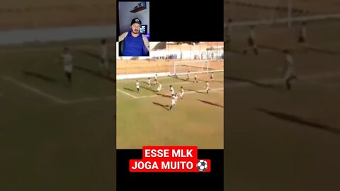 Esse mlk joga muito!!