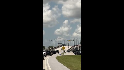 President Trump en route to early primary voting in Florida