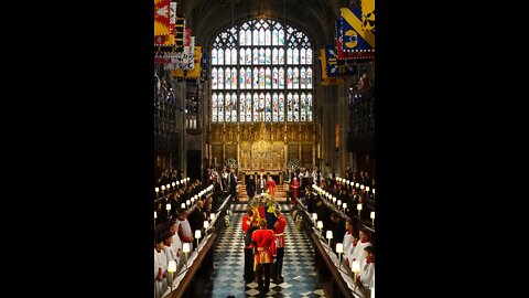 CORPO DA RAINHA ELIZABETH II É SEPULTADO NO CASTELO DE WINDSOR