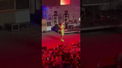 Travis Kelce Singing Your Man (via: joshturnermusic) #music #joshturner #traviskelce #nfl #concert