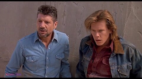 Kevin Bacon Fred Ward Running From Graboid