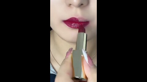 Lipstick Tutorial for women