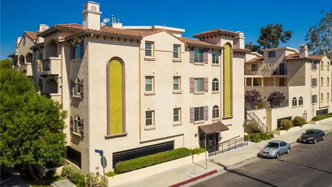 New Listing! 4805 Bellflower Ave, Unit 201