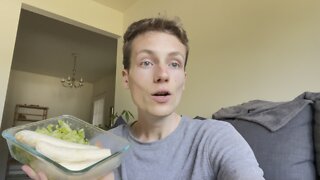 I TRIED EATING 30 BANANAS A DAY AND HERES WHAT HAPPENED