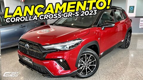 NOVO TOYOTA COROLLA CROSS GR-S 2.0 FLEX 2023 COM TETO SOLAR, VISUAL ESPORTIVO E NOVA MULTIMÍDIA!