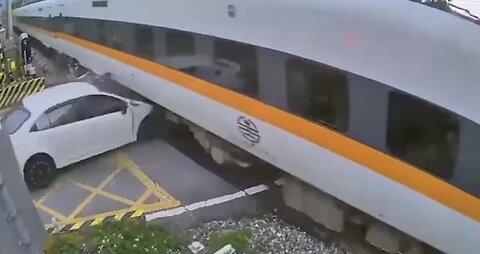 High speed train 🚂 vs drunk driver in Taiwan 🇹🇼