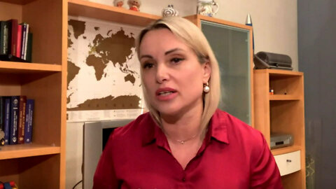 Russia: Former journalist Marina Ovsyannikova placed under arrest in absentia