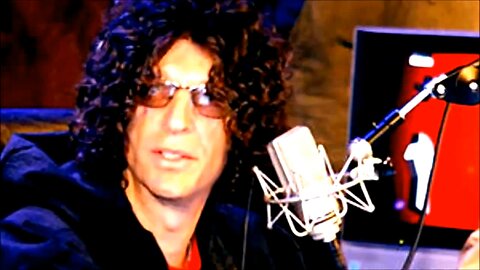 'Howard Stern Slams Oprah for Kissing up to Beyonce' - M076n7 - 2013