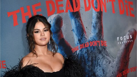 Selena Gomez: New Music Coming!