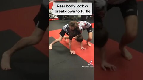 🤭How to surprise🎁 an opponent with a rear clinch #shorts #shorts_video #bjj #grappling