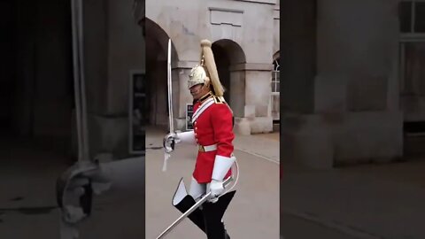 Out of the arch make way #horseguardsparade