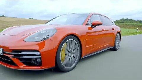 Porsche Panamera Turbo S Executive Nachtblau or Panamera Turbo S Sport Turismo Papayametallic?