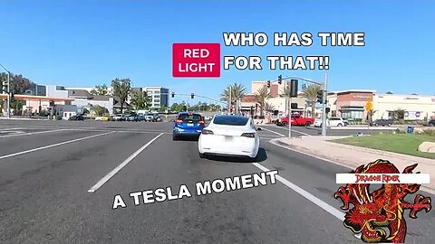 Tesla Runs Red Light. Bad Lane Change 4k