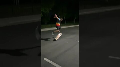 Just a simple kickflip #kickflip #skateboard #skateboarding #shorts #sk8 #skate #skaterboi #skater