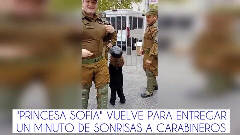 "Princesa Sofia", la niña que regala paz a Carabineros