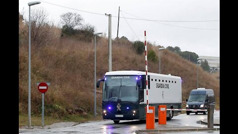 Juzgan a 7 ultraseparatistas por incidentes en traslado de golpistas del procés