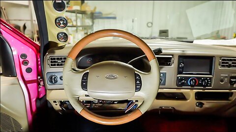 POV: Wood Grain Grippin in a 1999 F250 7.3L Powerstroke