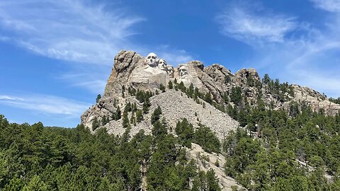 MOUNT RUSHMORE JULY 2023